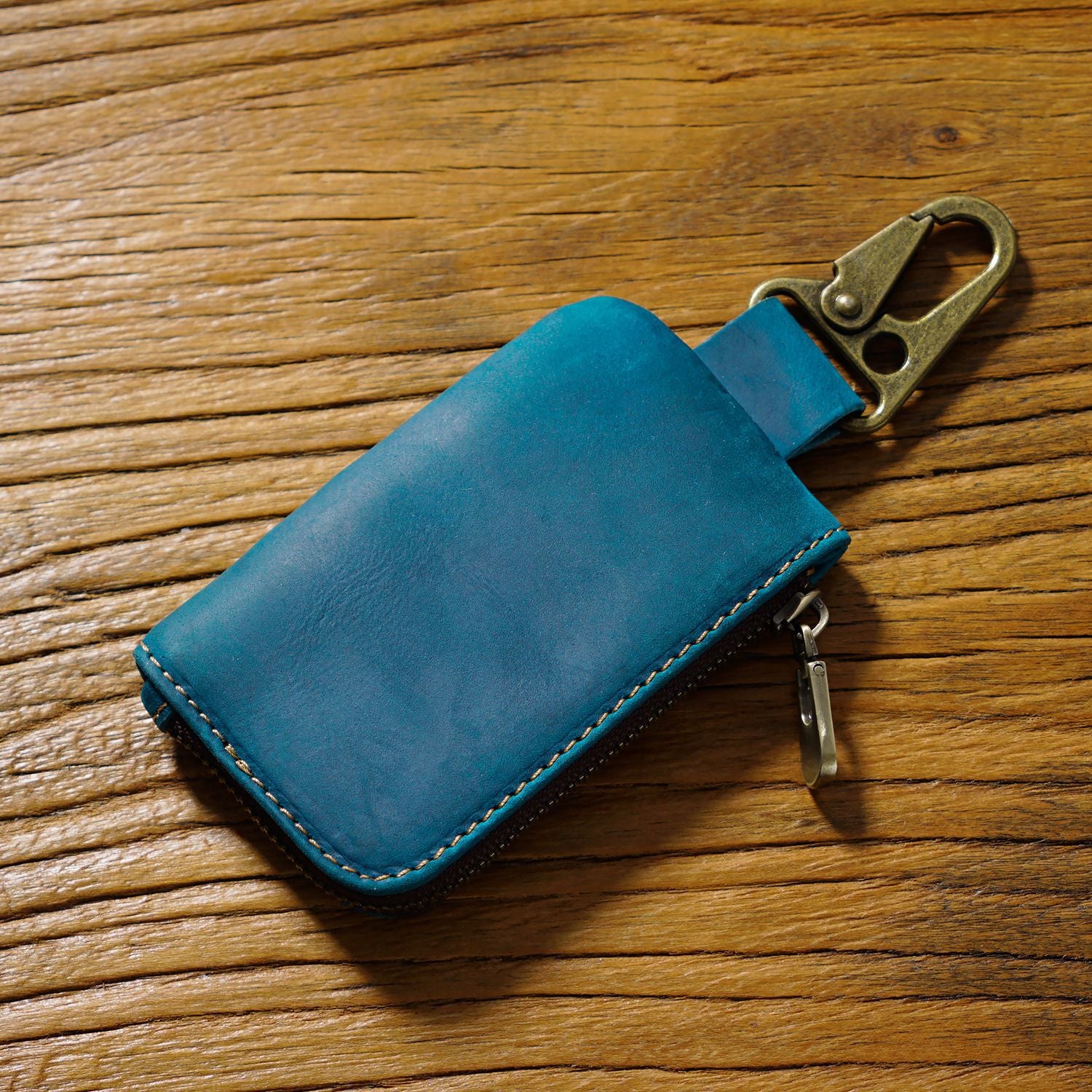 Wholesale Cowhide Waist Hanging Portable Zipper Storage Bag Leather Keychain